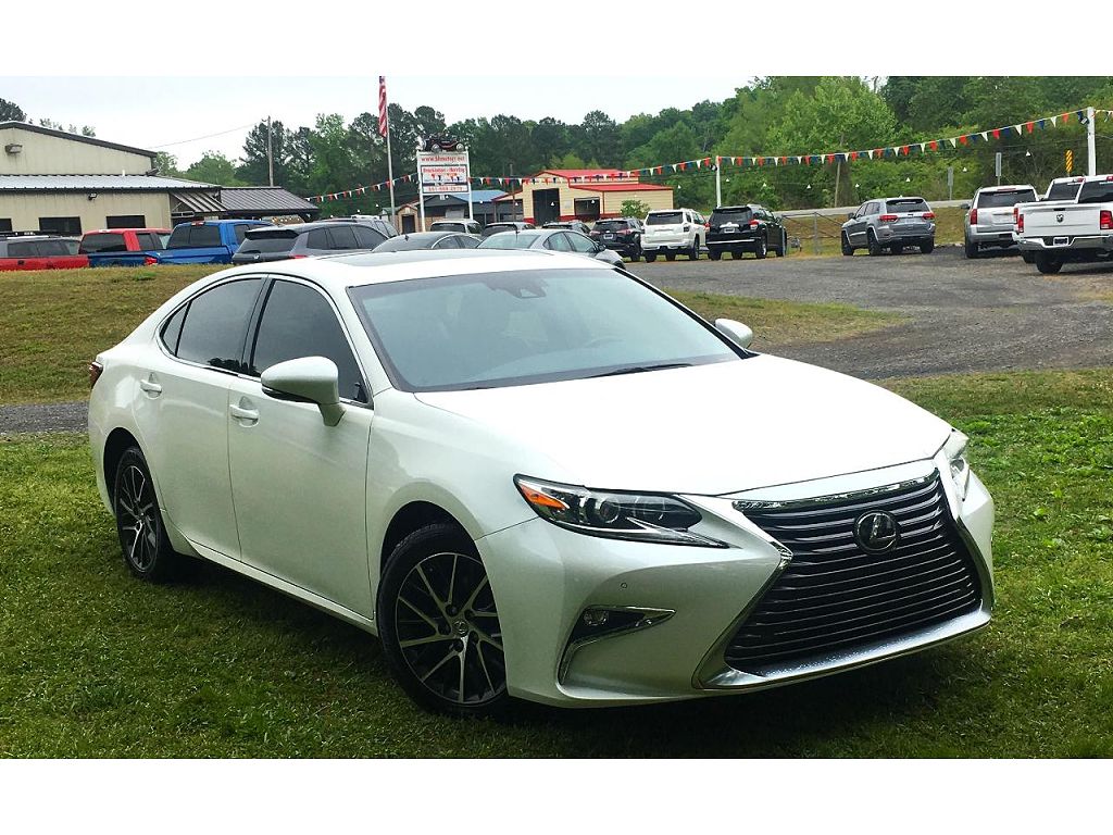2016 Lexus ES