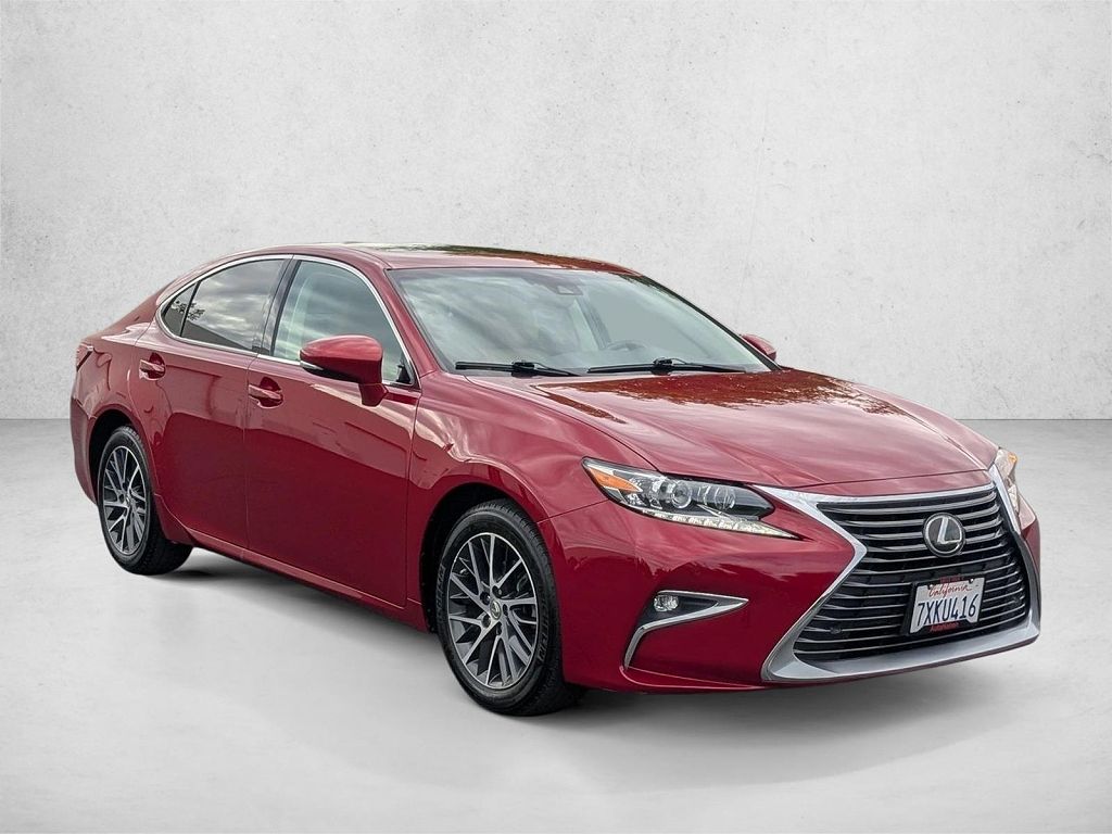 2017 Lexus ES