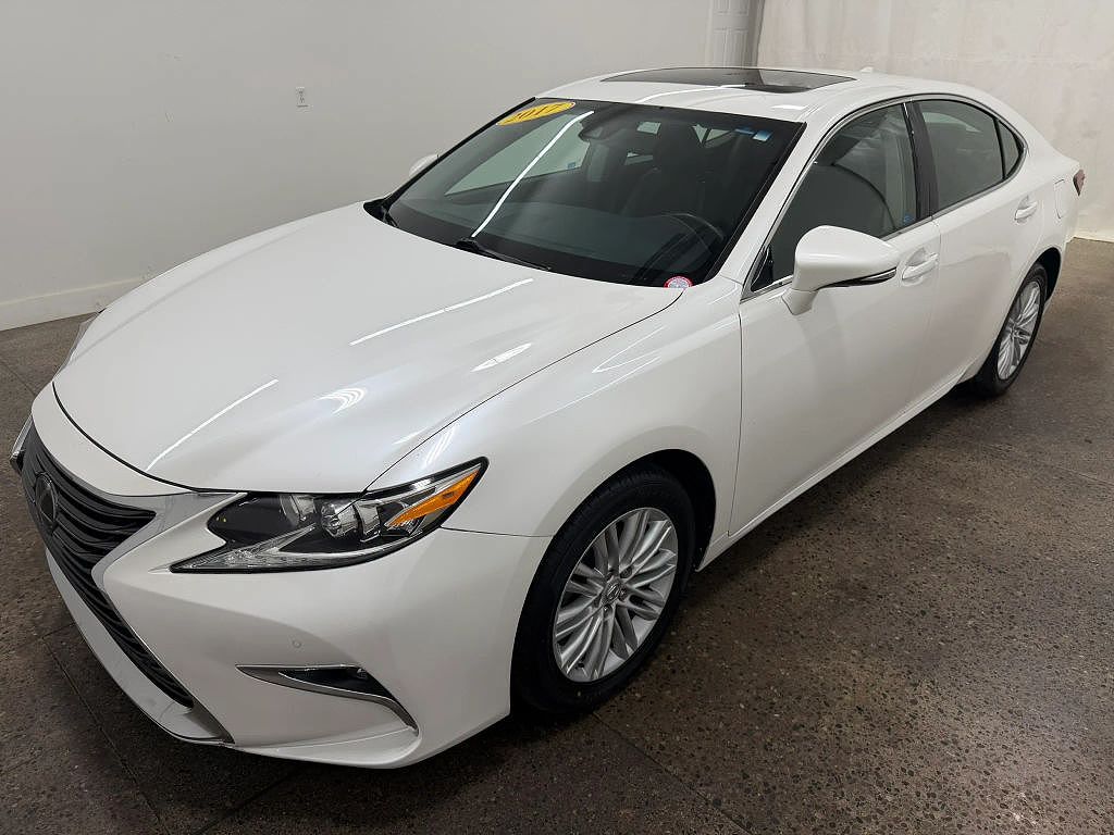 2017 Lexus ES