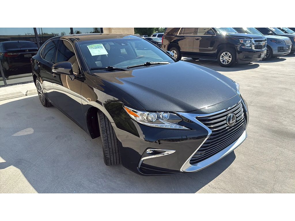 2017 Lexus ES