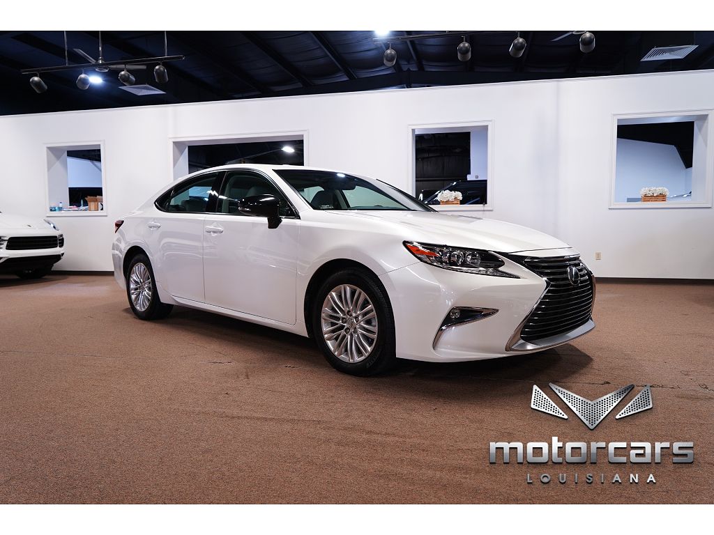 2016 Lexus ES