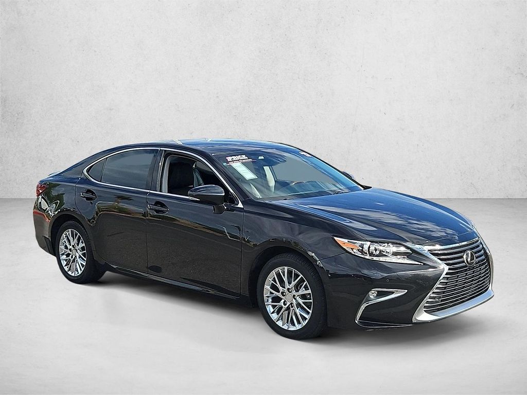 2017 Lexus ES