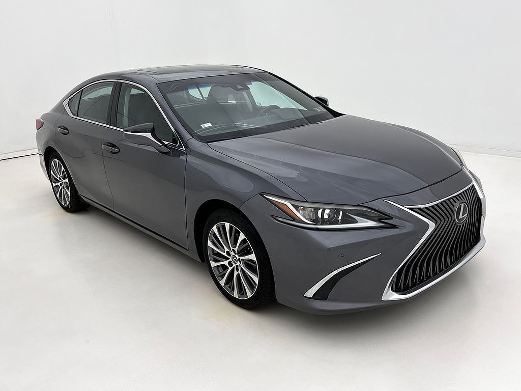 2019 Lexus ES