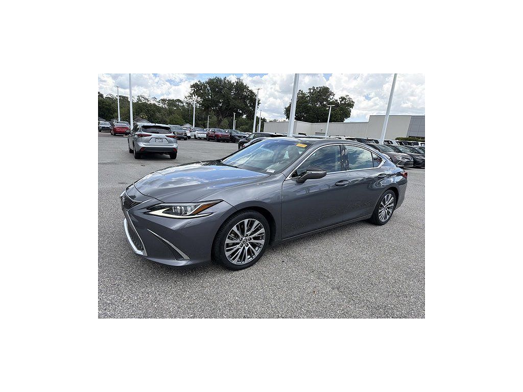 2019 Lexus ES