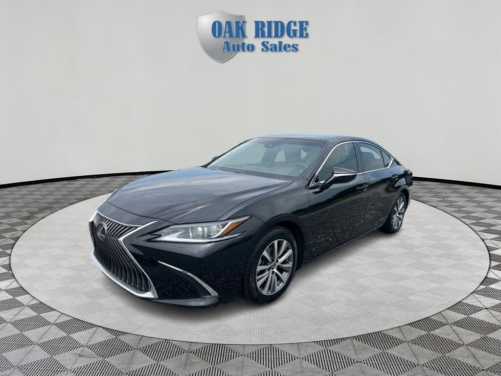 2019 Lexus ES