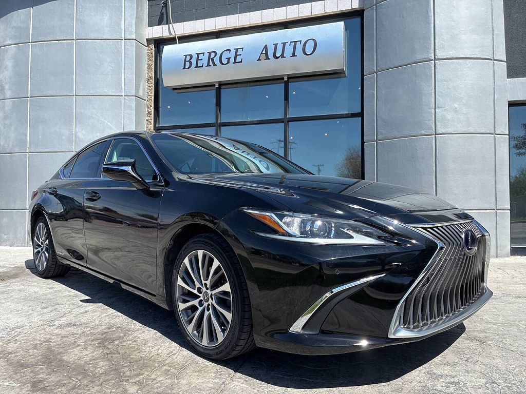 2020 Lexus ES