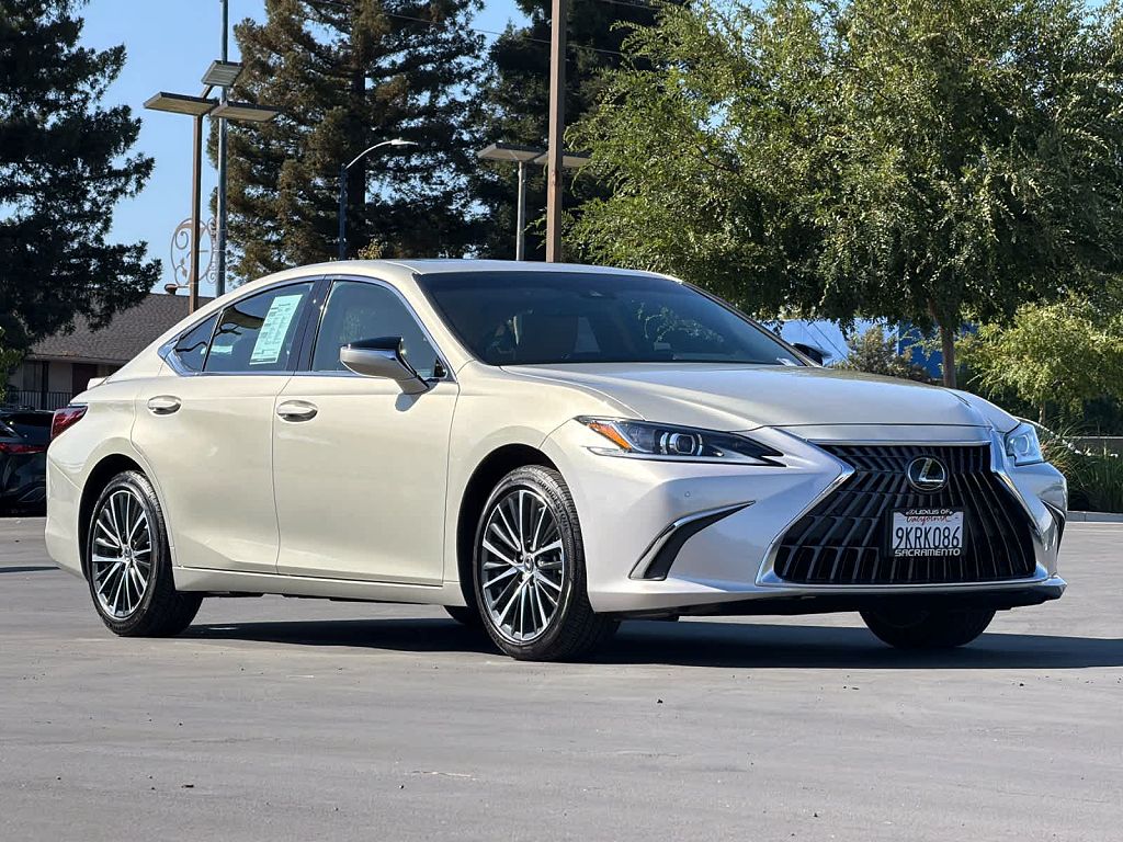 2024 LEXUS ES 300h 300h F SPORT Design