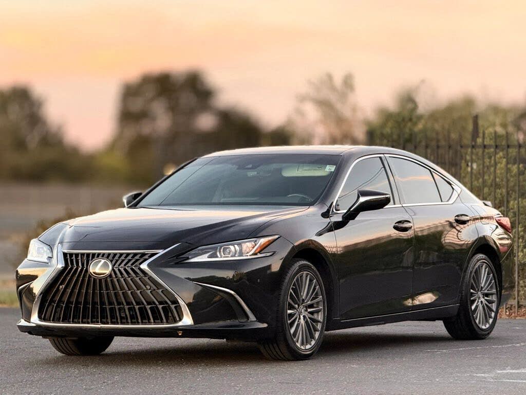 2024 Lexus ES 300h 300h