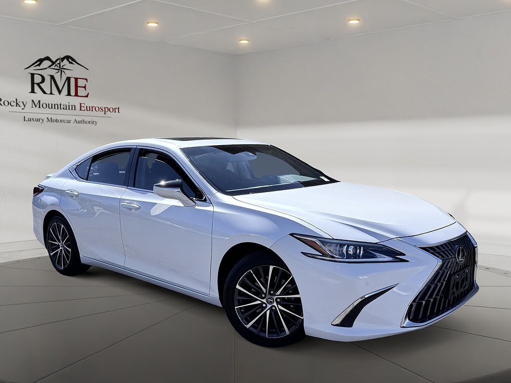2023 Lexus ES F SPORT Design
