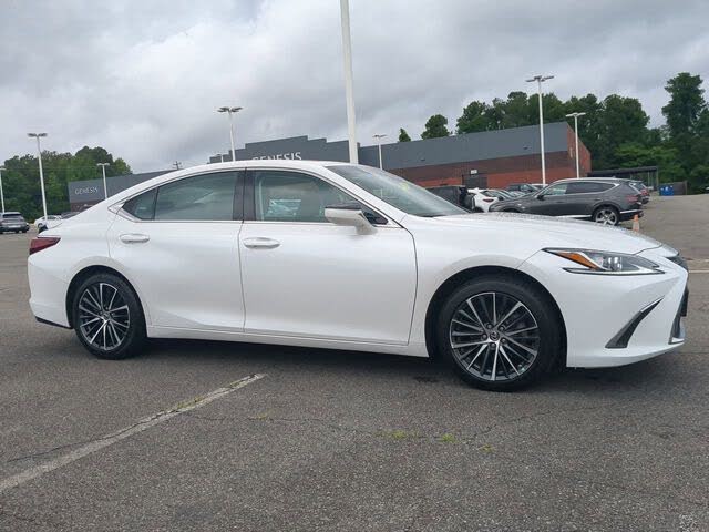 2022 Lexus ES 350 listing photo