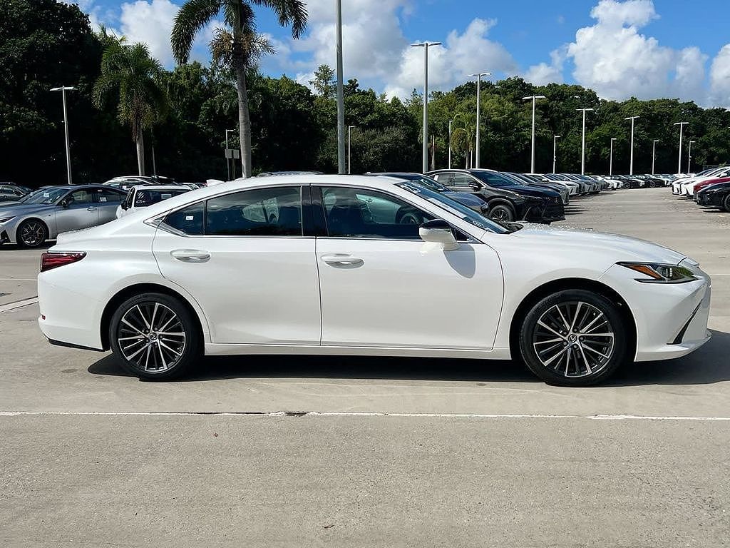 2023 Lexus ES 350