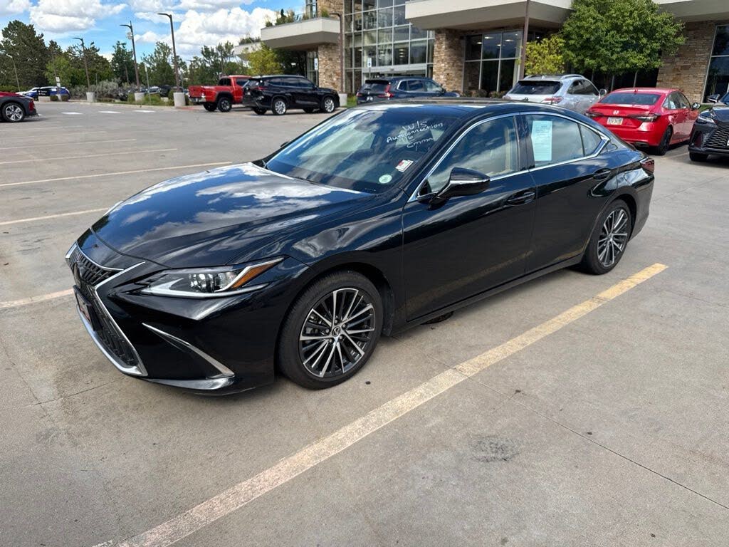 2025 Lexus ES 350