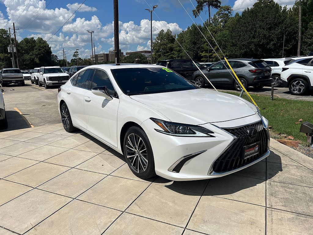 2025 LEXUS ES 350