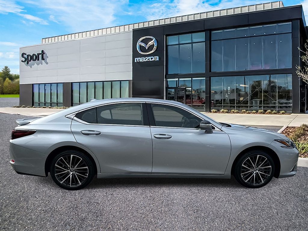 2025 Lexus ES 350
