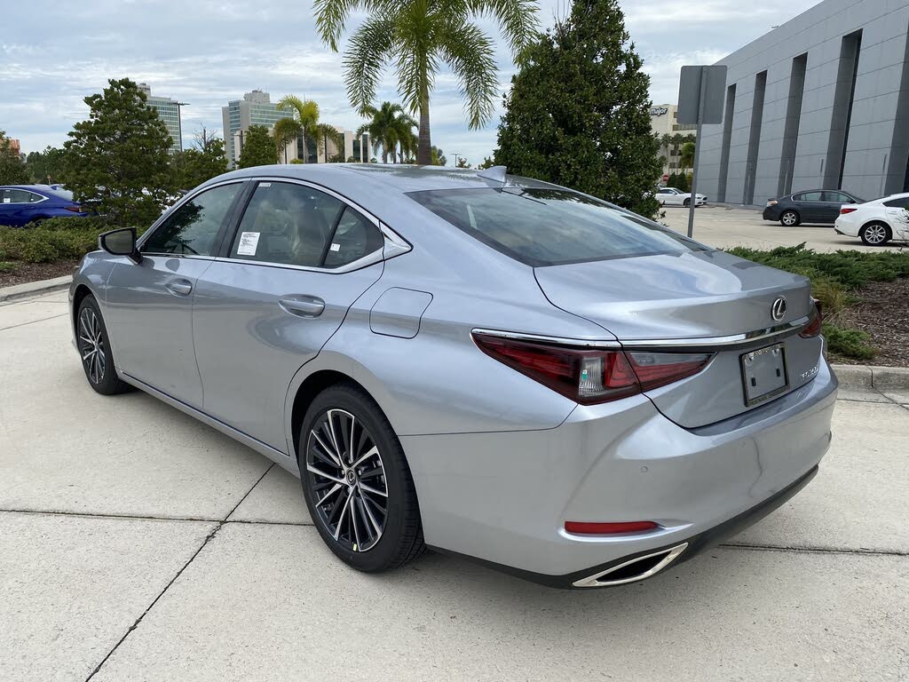 2025 Lexus ES 350