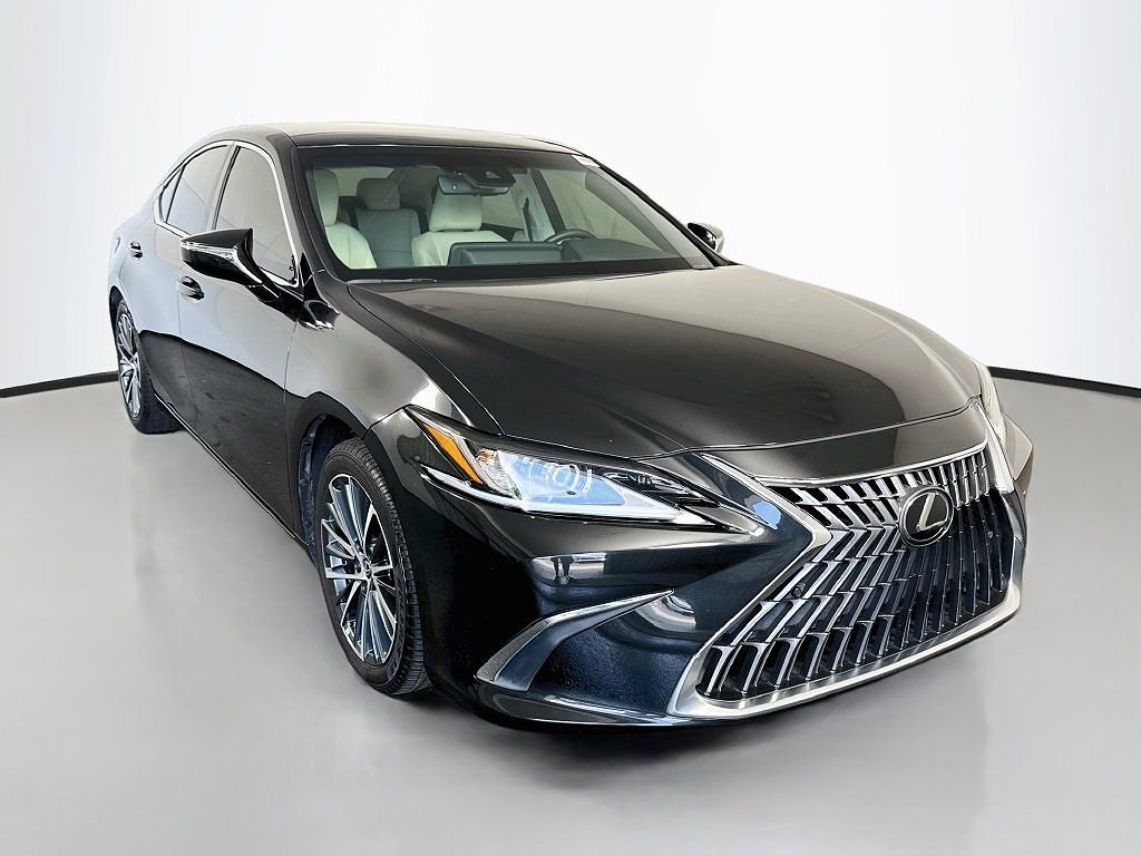 2022 Lexus ES 350