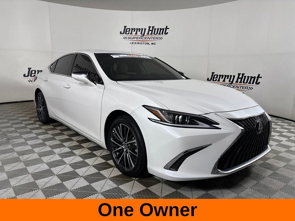 2025 Lexus ES 350