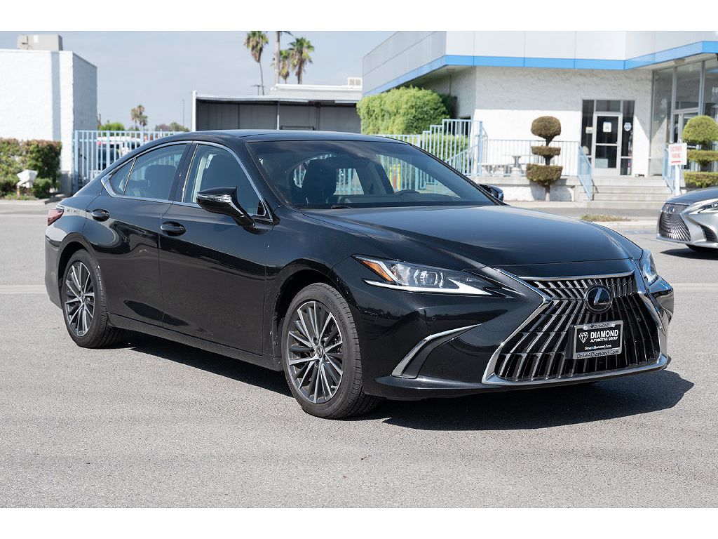 2025 Lexus ES 350
