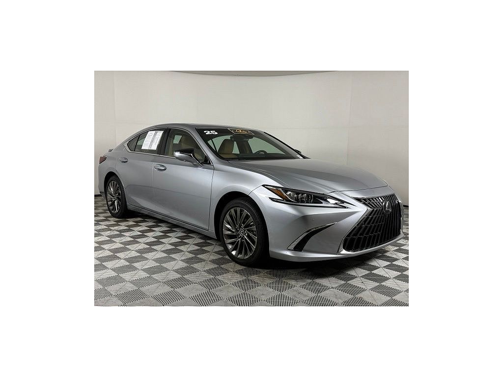 2025 LEXUS ES 300h Luxury