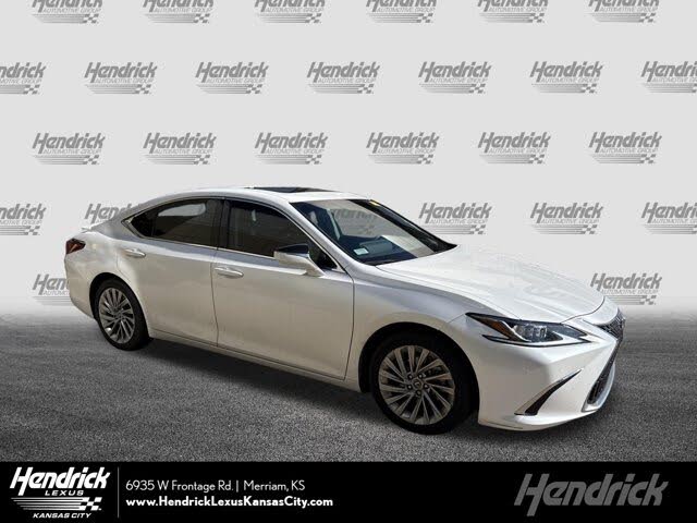 2023 Lexus ES 300h Luxury
