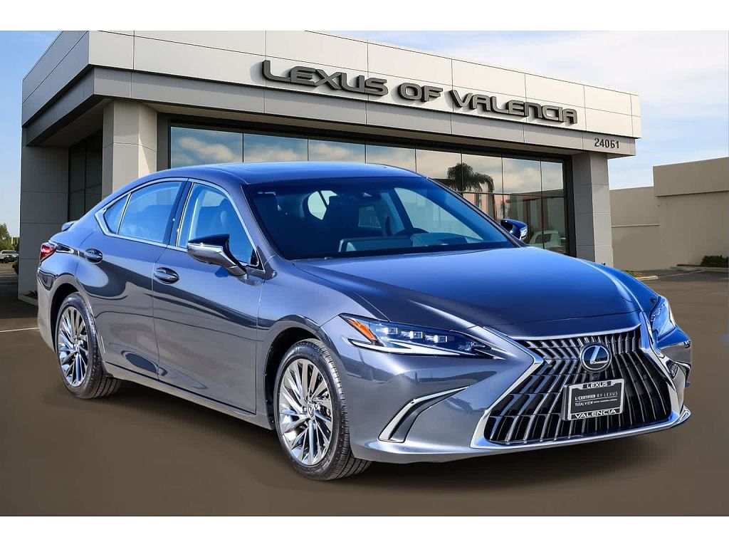 2025 LEXUS ES 300h Luxury