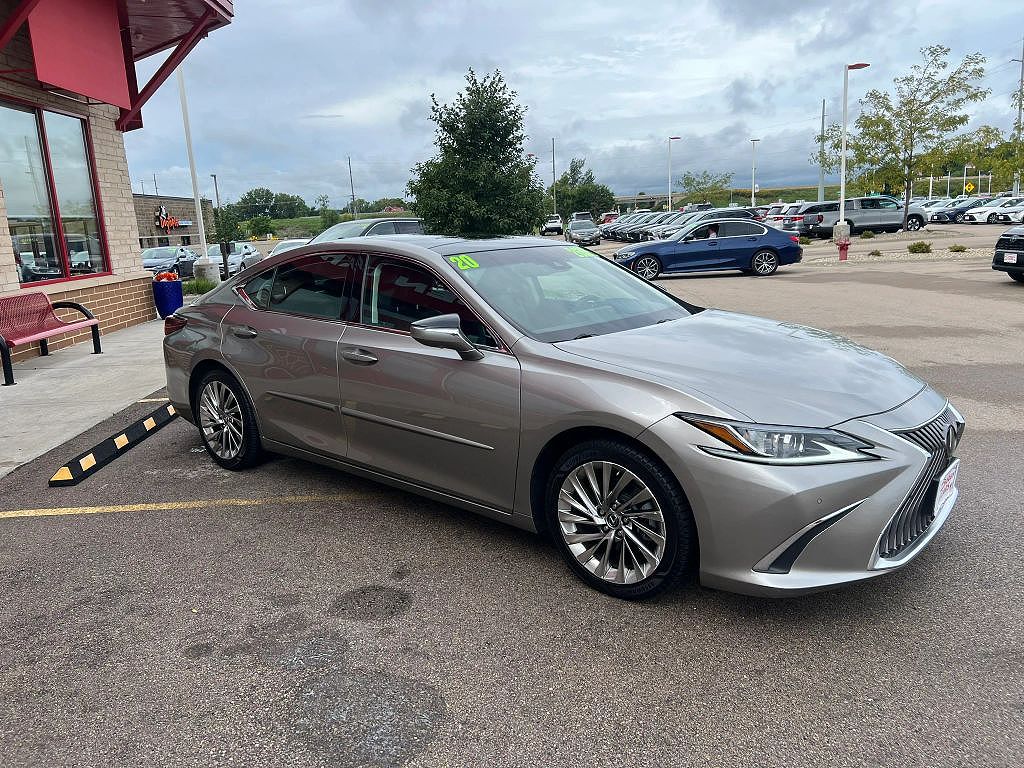 2020 Lexus ES Luxury