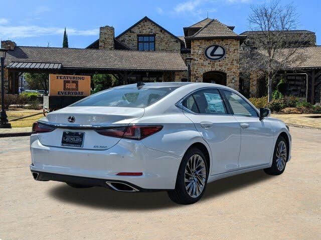 2025 Lexus ES Luxury