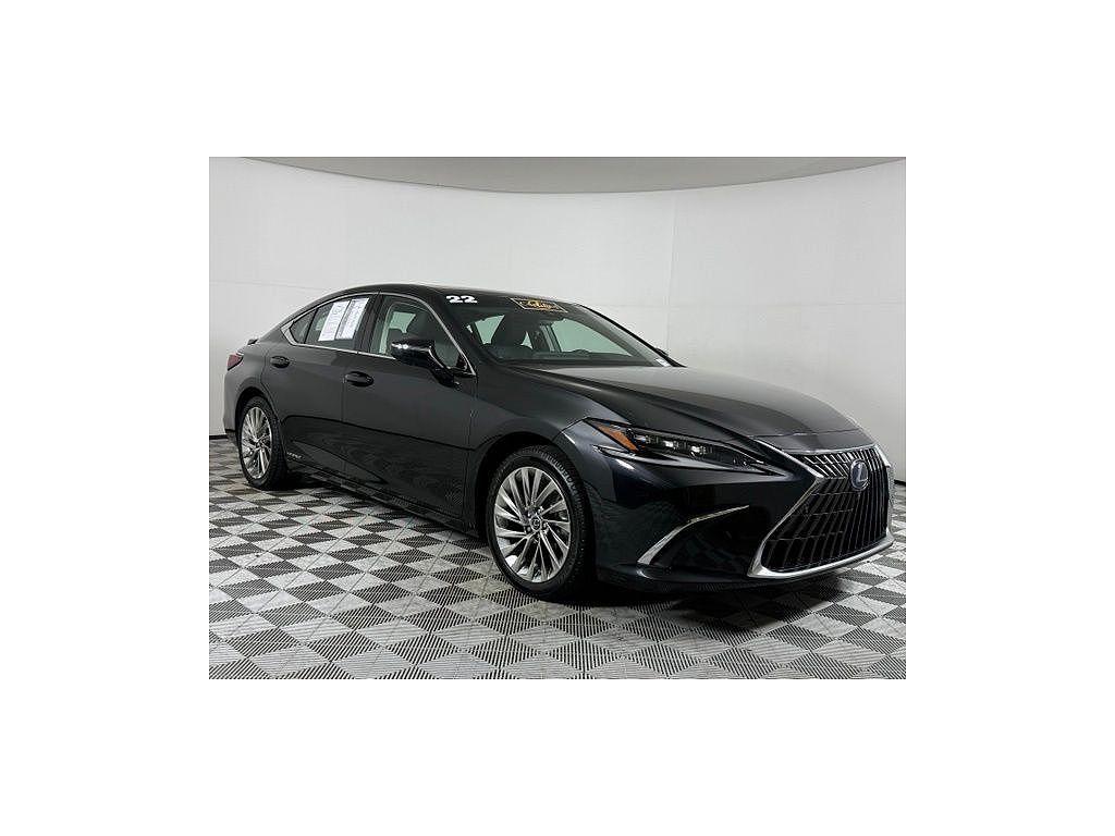 2022 Lexus ES 300h Ultra Luxury