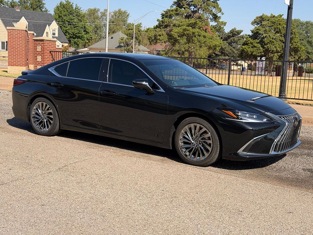 2025 Lexus ES 350 Ultra Luxury