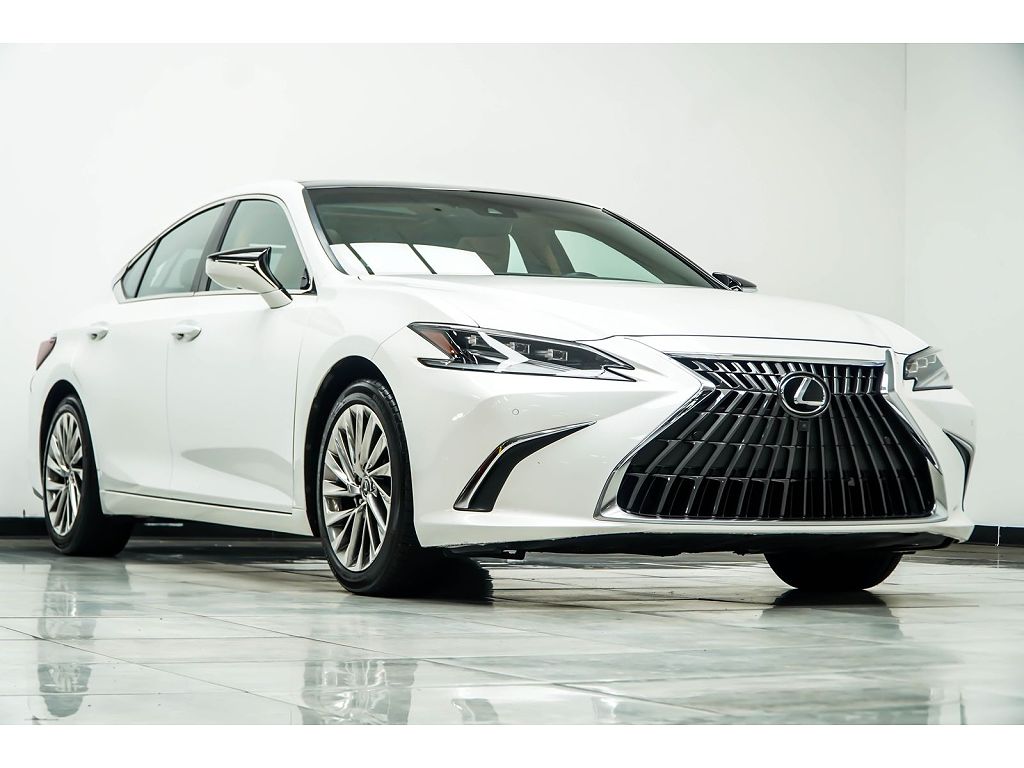 2022 Lexus ES 350 Ultra Luxury