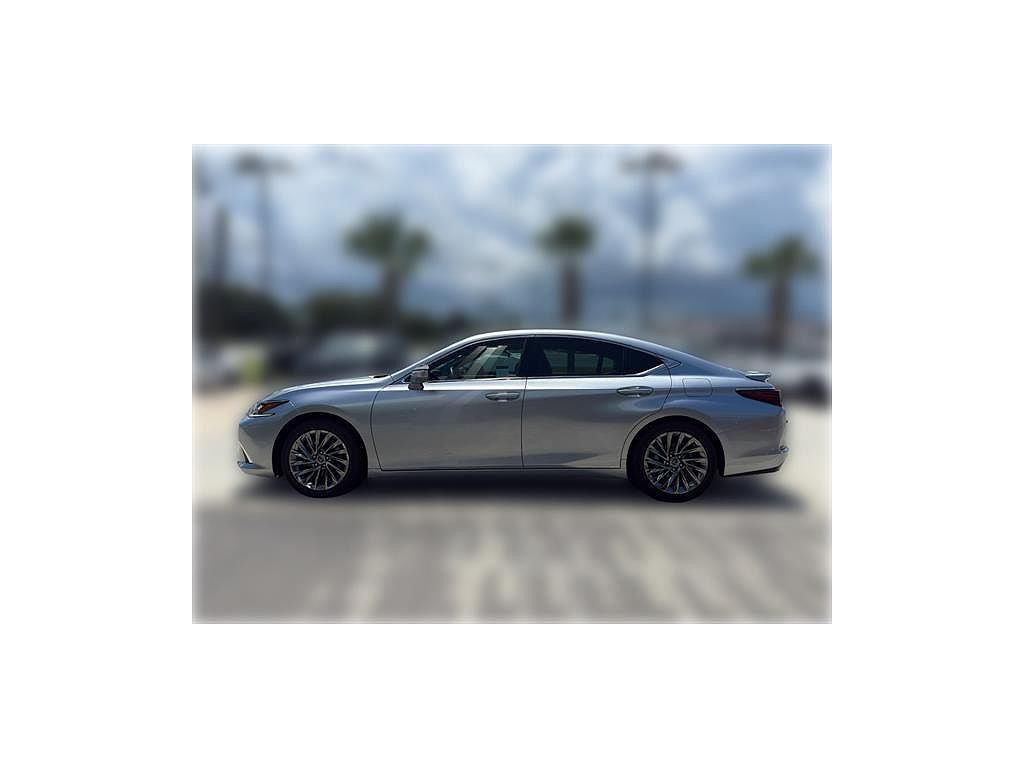 2024 Lexus ES 350 Ultra Luxury