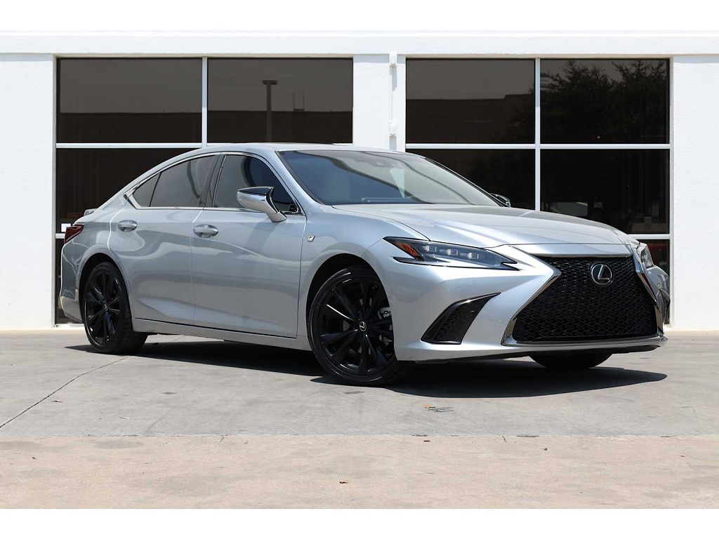 2022 LEXUS ES 300h F Sport