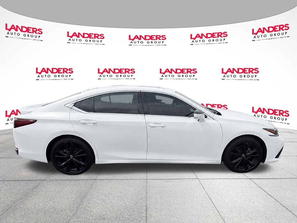 2022 Lexus ES F SPORT