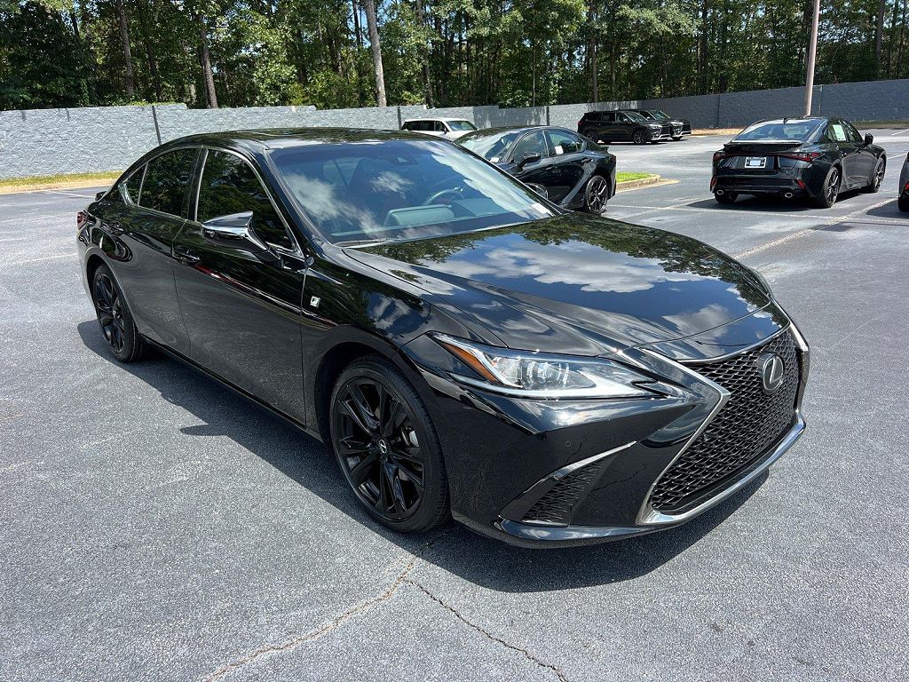 2023 Lexus ES 350 F SPORT Handling