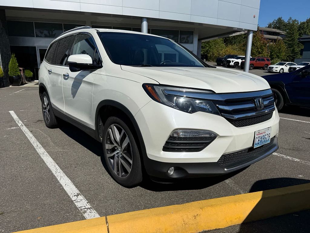 2017 Honda Pilot Touring AWD