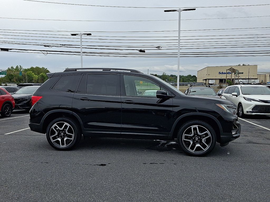 2023 Honda Passport Elite
