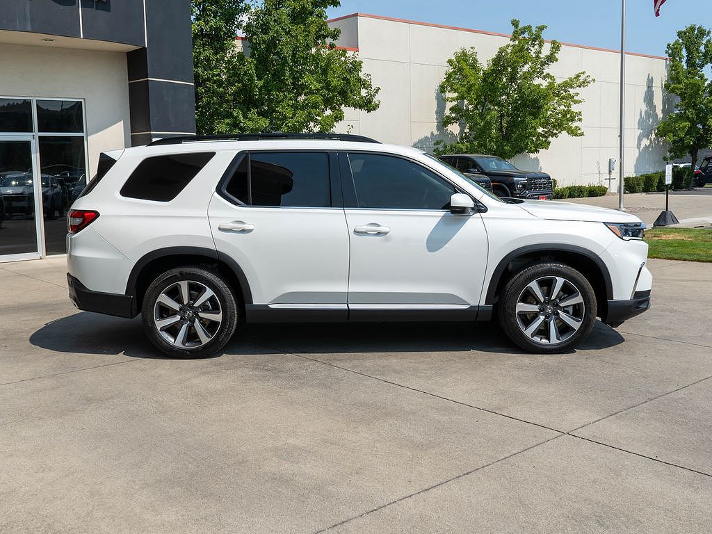 2024 Honda Pilot Touring