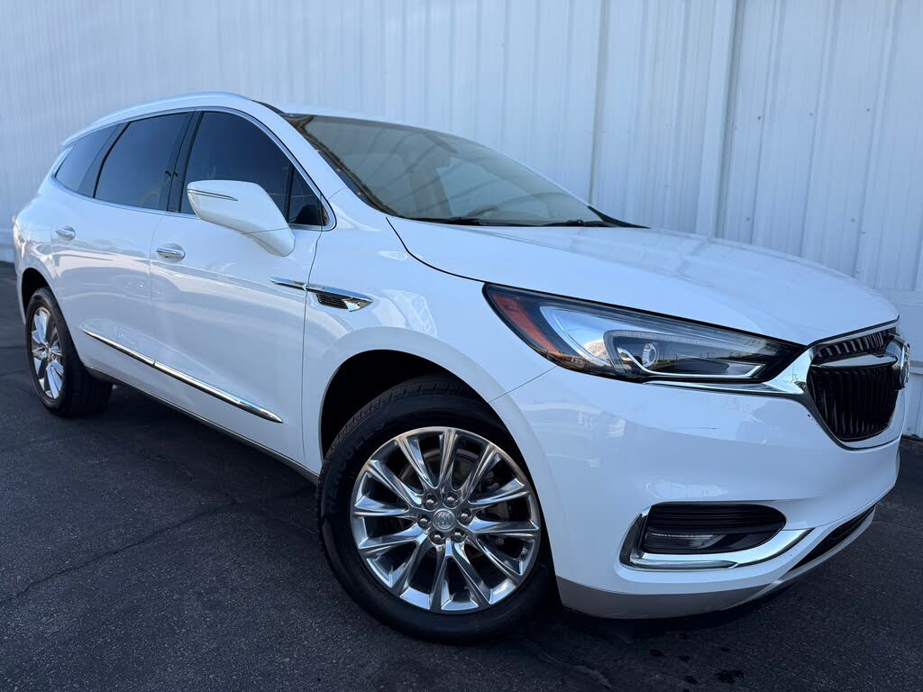 2020 Buick Enclave Essence