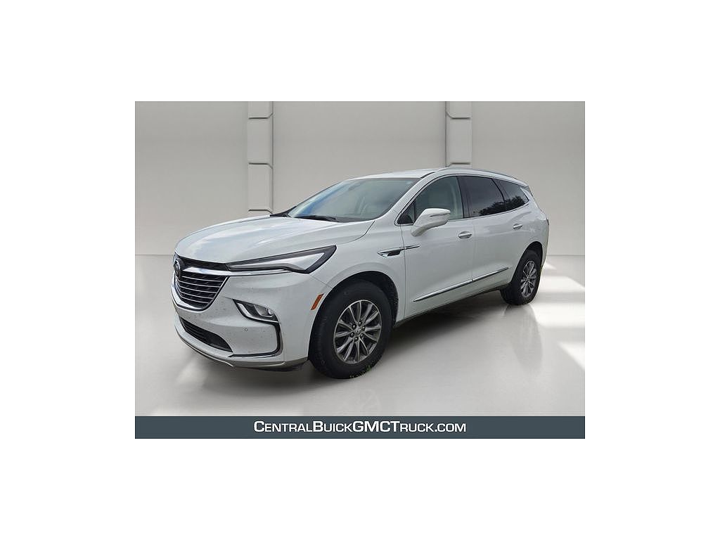 2023 Buick Enclave Essence
