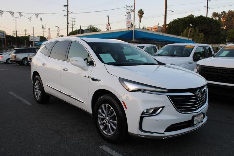 2022 Buick Enclave Essence
