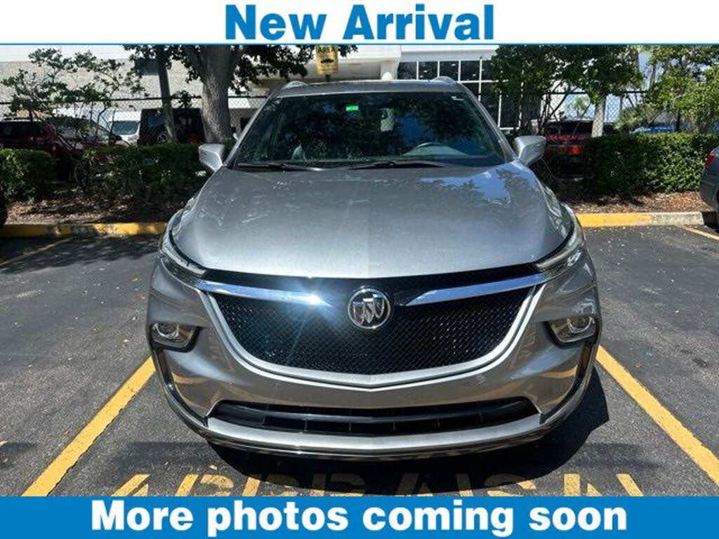 2023 Buick Enclave Essence