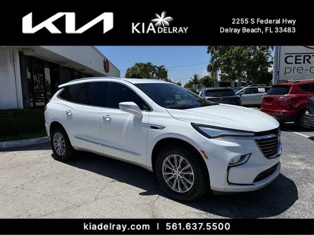2023 Buick Enclave Essence
