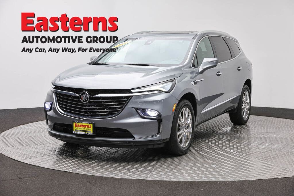 2023 Buick Enclave Essence