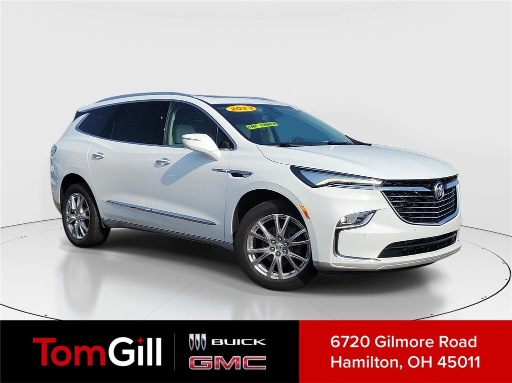 2023 Buick Enclave Essence