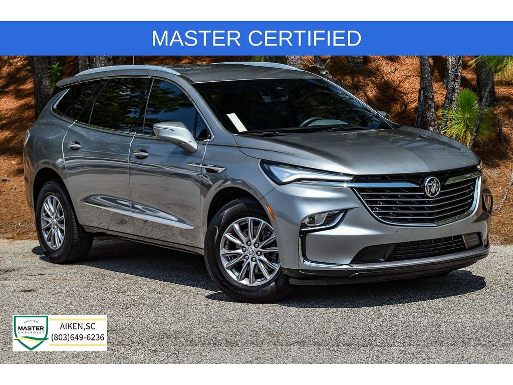 2023 Buick Enclave Essence
