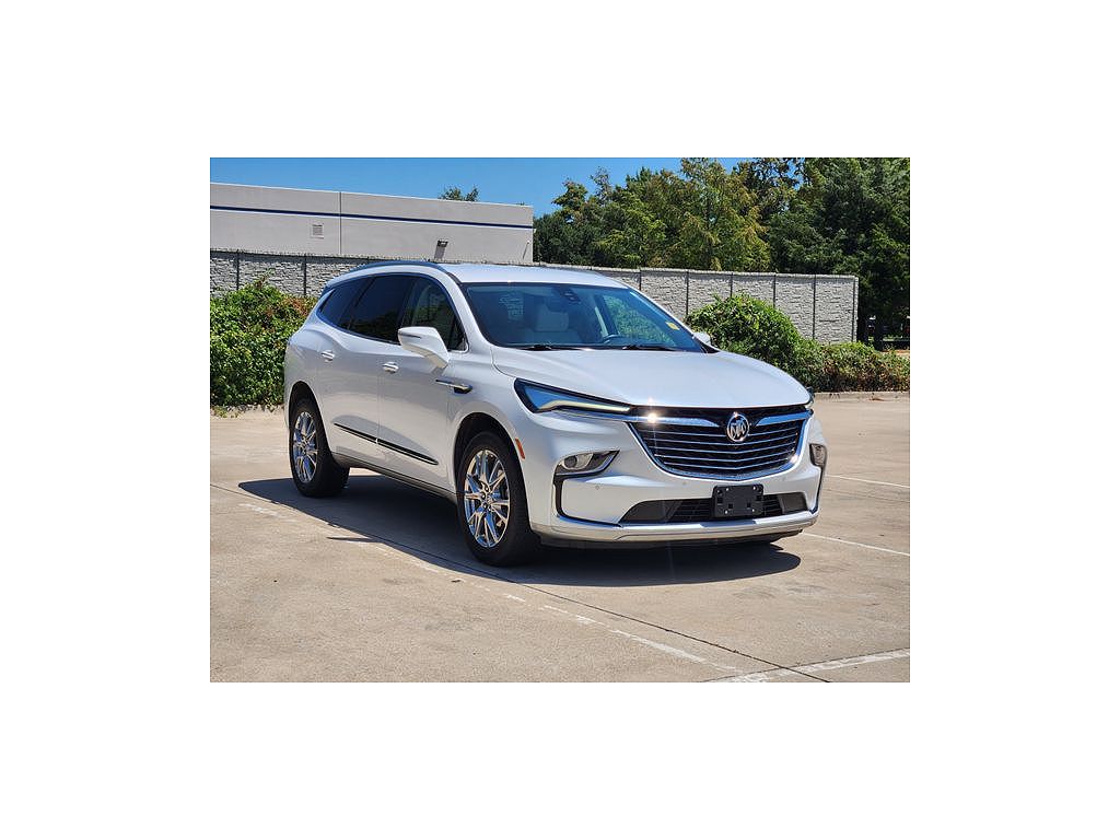 2023 Buick Enclave Premium