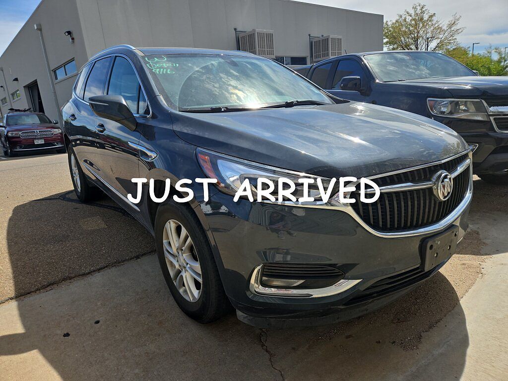 2020 Buick Enclave Essence