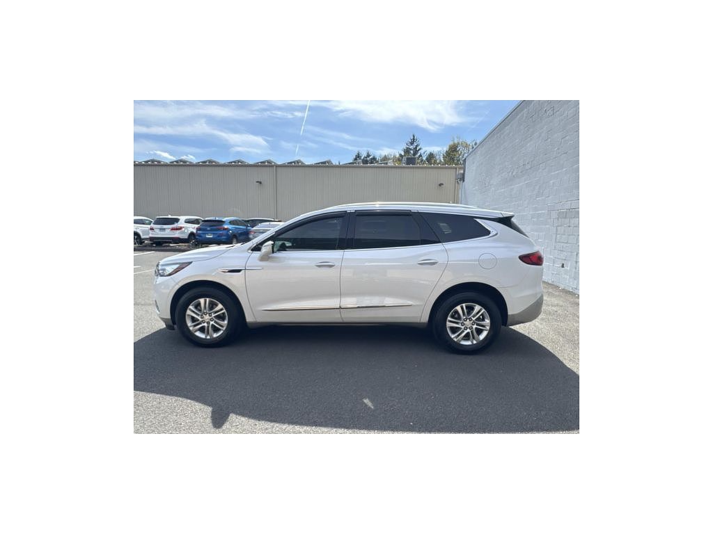 2021 Buick Enclave Essence