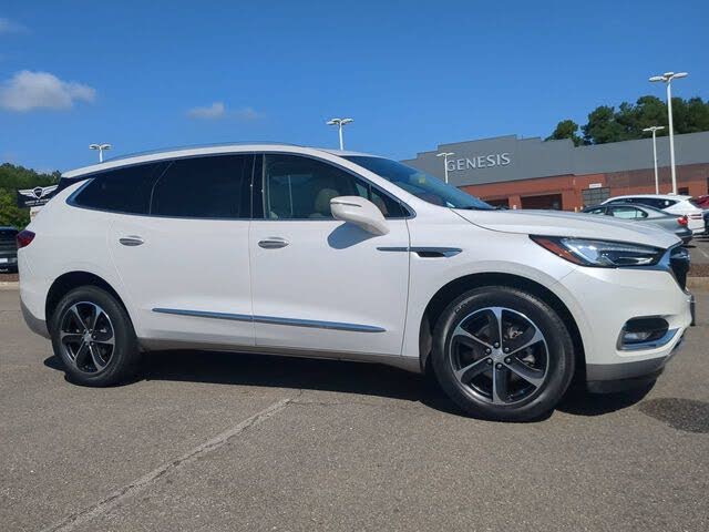 2020 Buick Enclave Essence