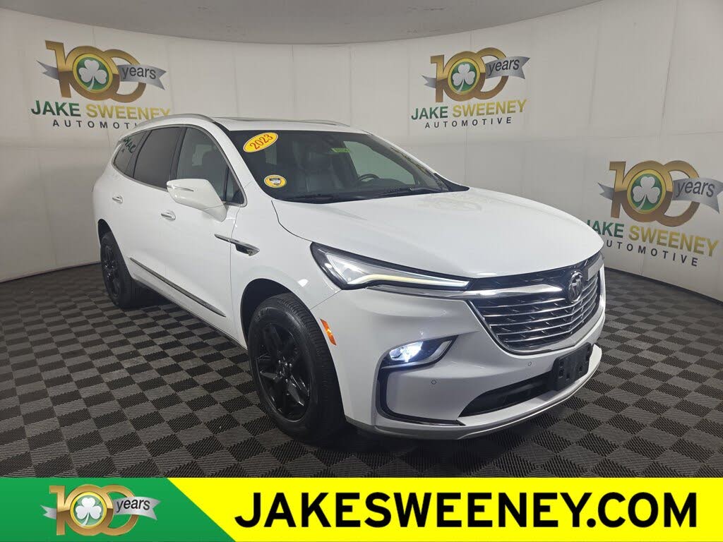 2023 Buick Enclave Essence
